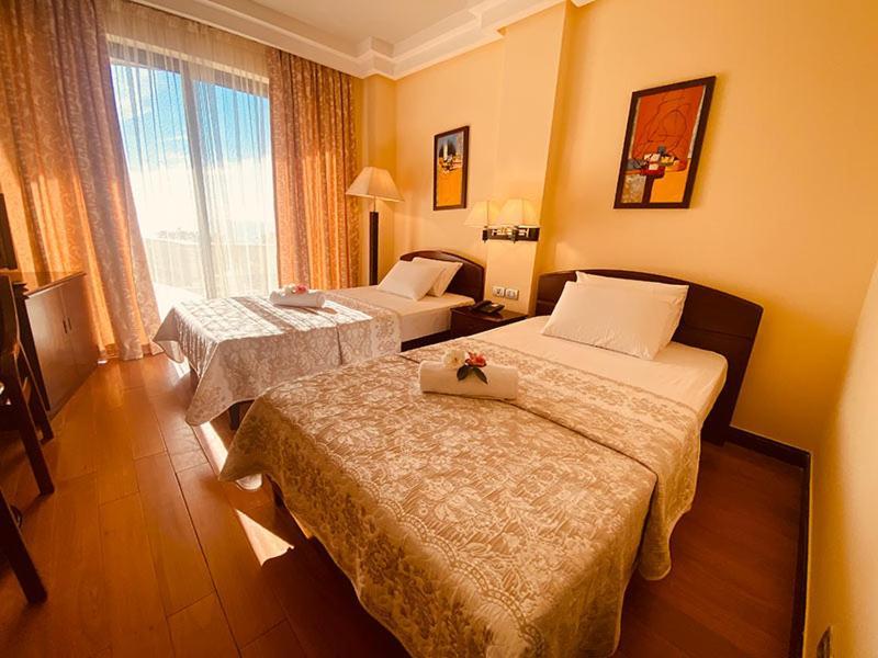 Vela Hotel Restaurant Golem  Kültér fotó
