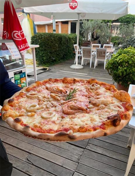 Vela Hotel Restaurant Golem  Kültér fotó