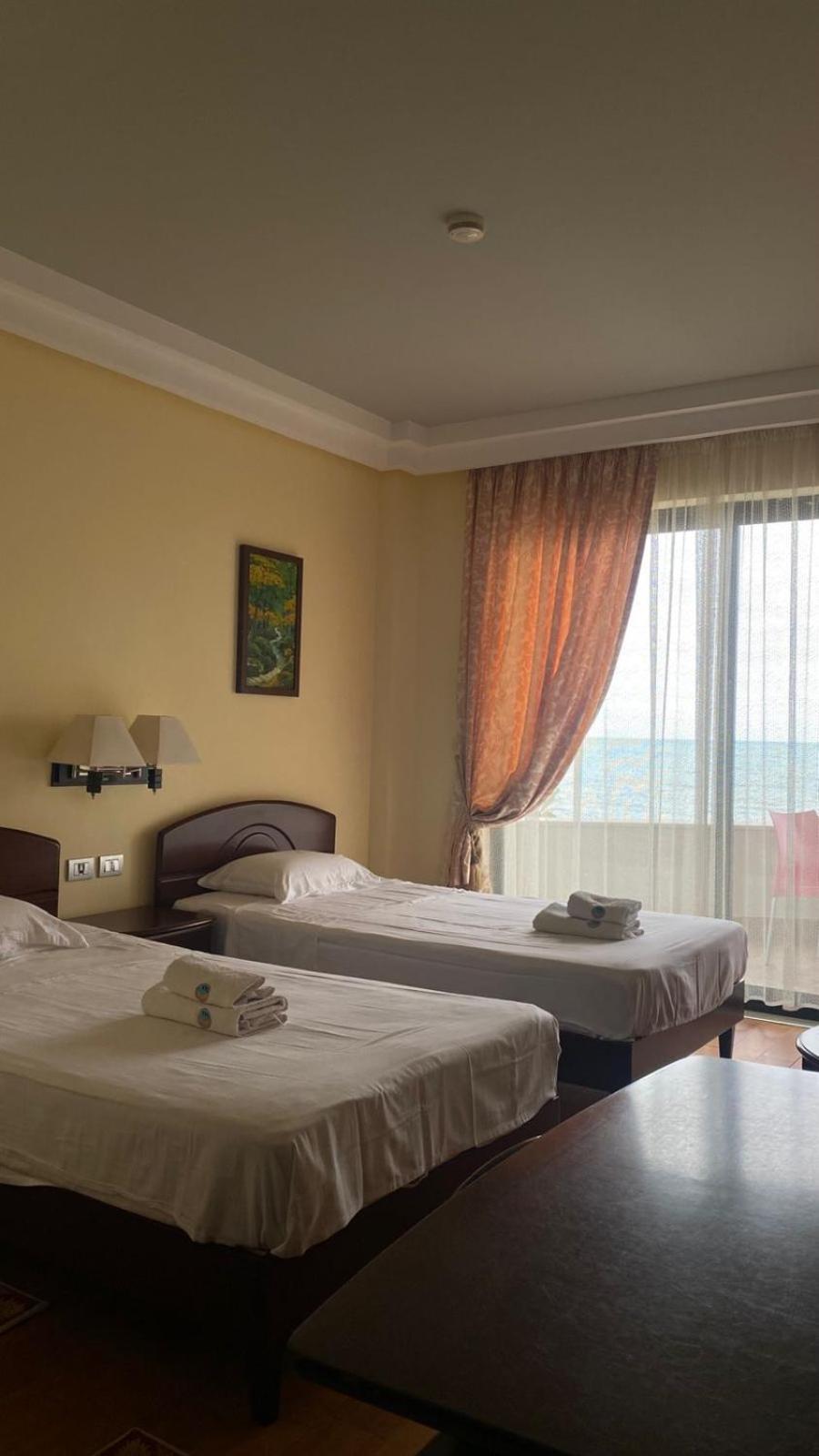 Vela Hotel Restaurant Golem  Kültér fotó